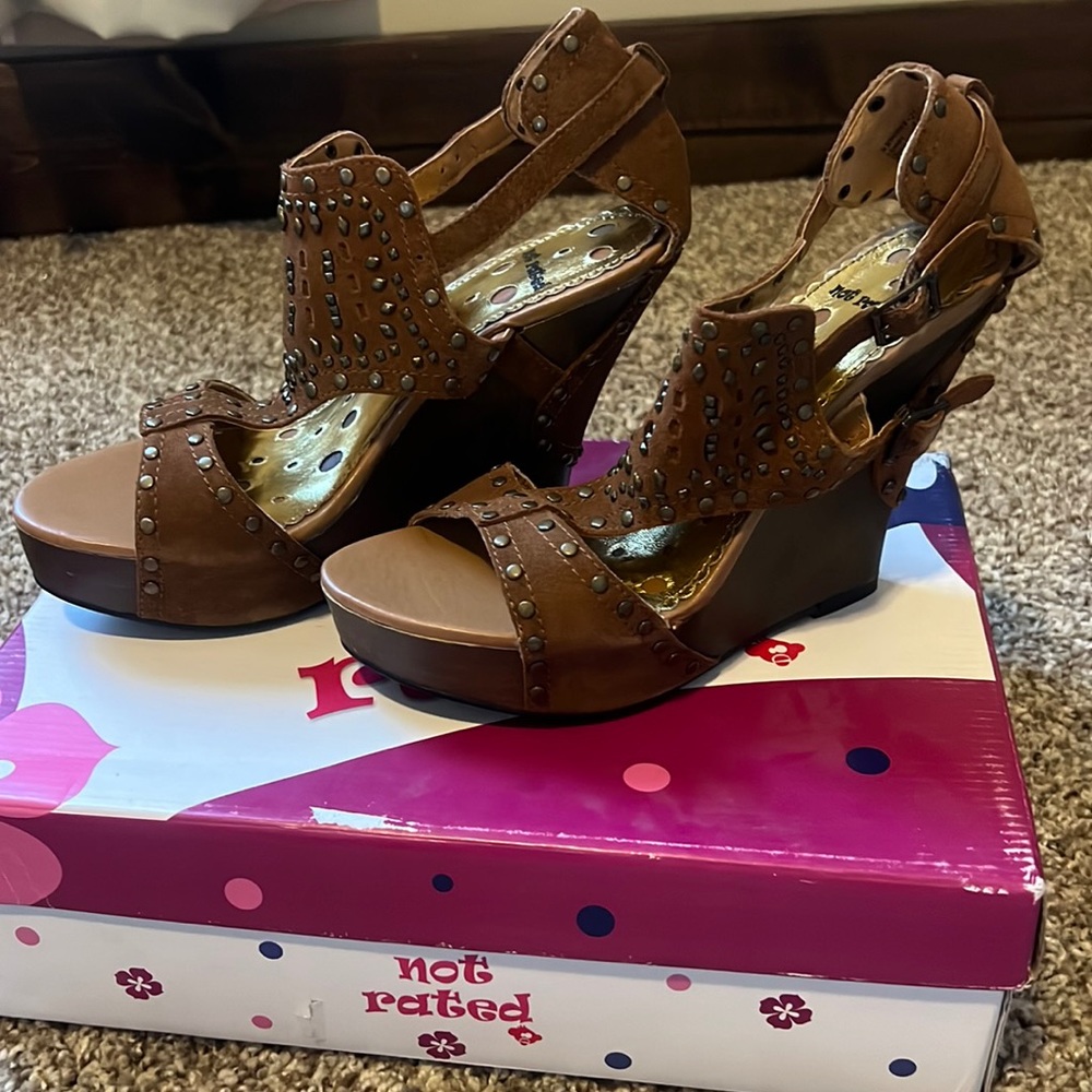 Not Rated camel studded wedges